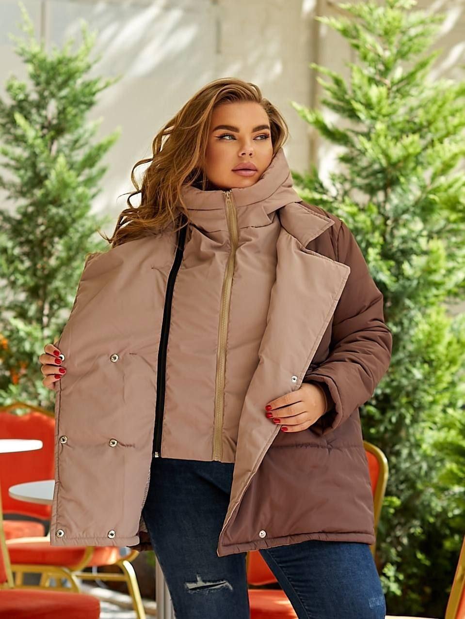 Жіноча тепла осіння куртка з відкладним коміром та зйомним капюшоном та поясом, норма та батал, фото 1