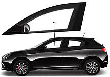 Бічне скло Alfa Romeo Giulietta 2010-2020 передніх дверей ліве
