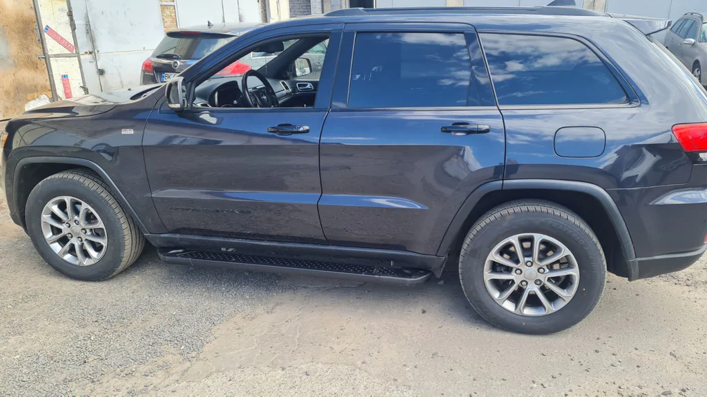 Бічні пороги Allmond Black на Jeep Grand Cherokee WK2 2010-2021 Пороги майданчика Джип Гранд Чероки 2 шт.
