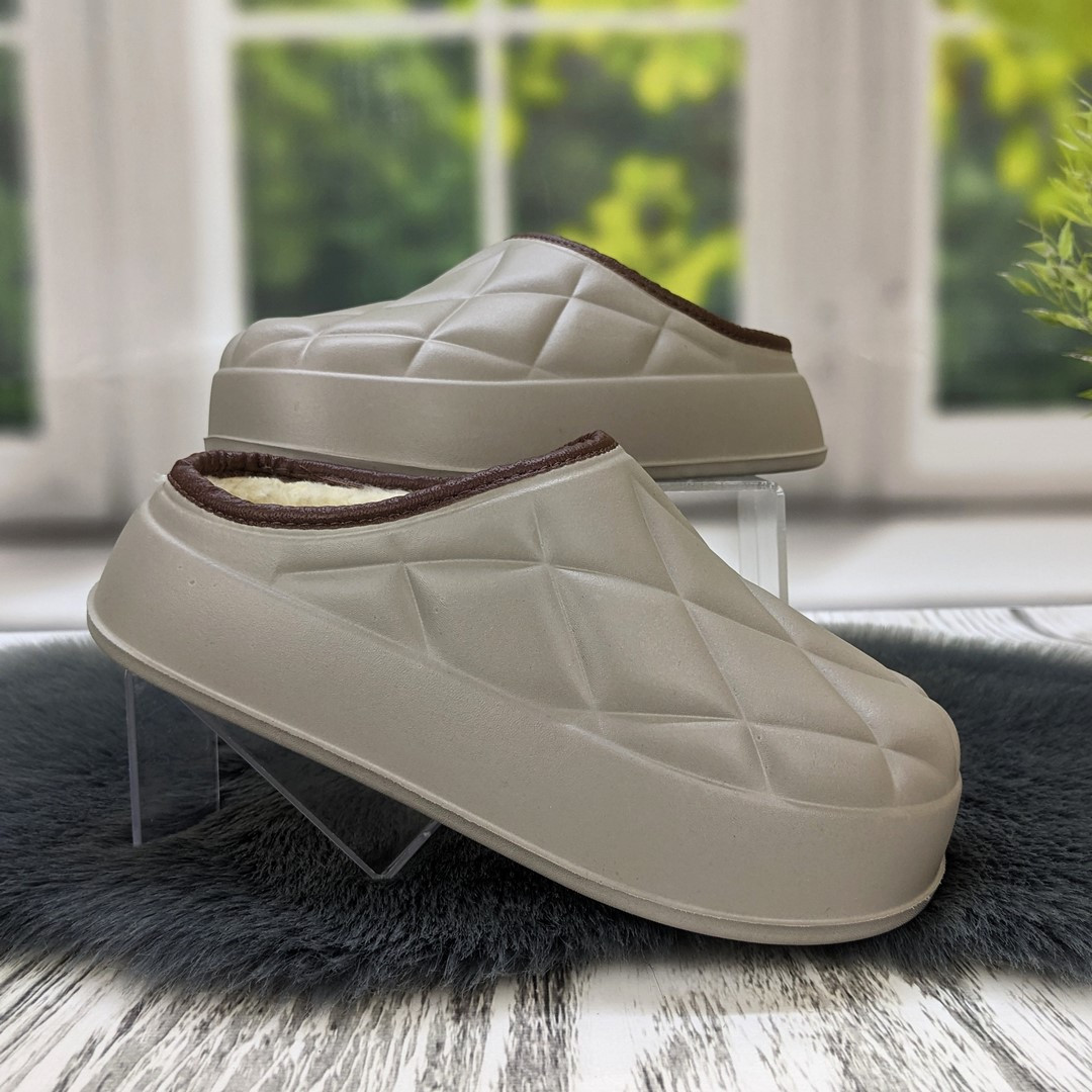 Калоші жіночі без задника на хутрі бежевого кольору Tap Mal 4615