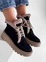Жіночі зимові замшеві черевики лофери на хутрі чорні натуральна замша