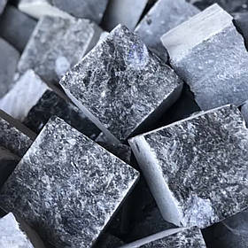 Бруківка з граніту пилена з 4-х ст. лабрадорит