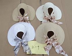 Літній жіночий капор