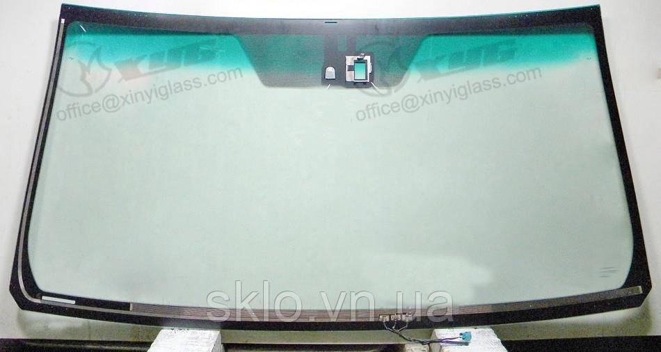 Лобове скло Toyota Land Cruiser J200 (2008-2021) з датчиком, підігрівом щіток і кріпленням - Тойота Ленд Крузер