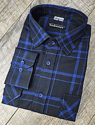 Чоловіча фланелева сорочка чорна в синю клітинку