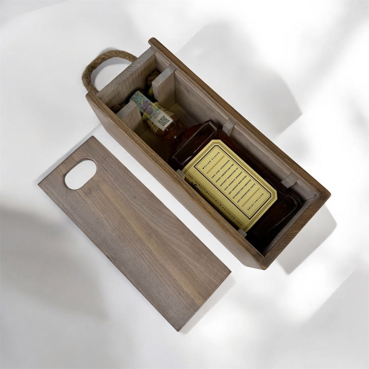 Дерев'яний кейс для віскі