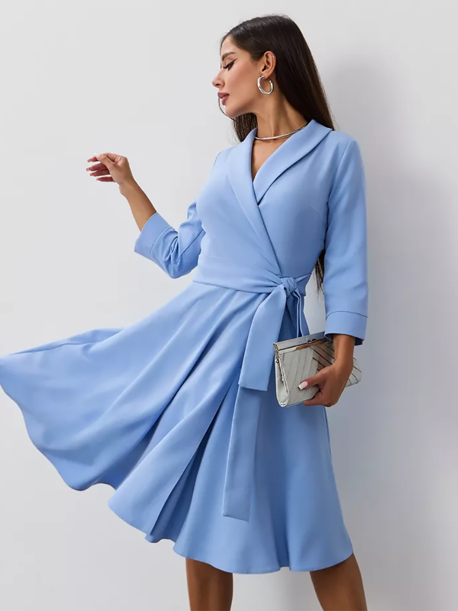 Витончене та стримане жіноче плаття-міді на зпах, блакитне, фото 1