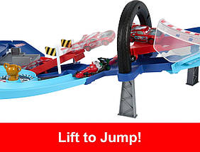 Трек Тачки Disney Pixar Cars GRC Jumping Raceway with Booster от Mattel, фото 5