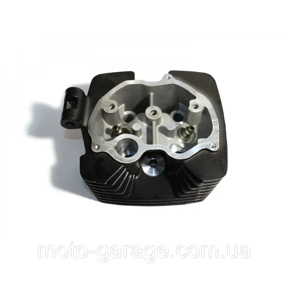 6411147022_w640_h640_641114702