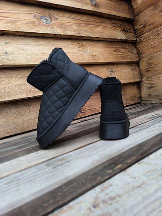 Уги ЧОРНІ UGG короткі стьобані на високій підошві платформі з лейбл екошкіра жіночі зима, фото 1