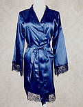 Жіночий атласний халат на запах – красивий домашній халат з мереживом і поясом, фото 6