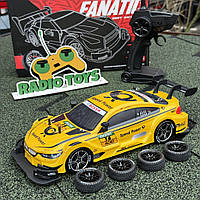Дрифт машинка на радіоуправлінні BMW M4 Y - 30 км/год | Машинки для дрифту на пульті управління Дрифт машина