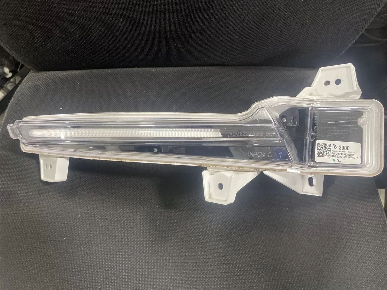 Фара протитуманна у зборі ліва mazda cx-50, VA4051070