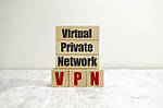 VPN для України та ЄС: Як обрати найкращий сервіс для захисту, доступу до заблокованих ресурсів та контенту з обмеженням у певних країнах