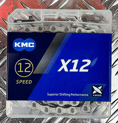 Ланцюг на велосипед KMC X12 12 швидкостей 126 ланок silver/black + замок