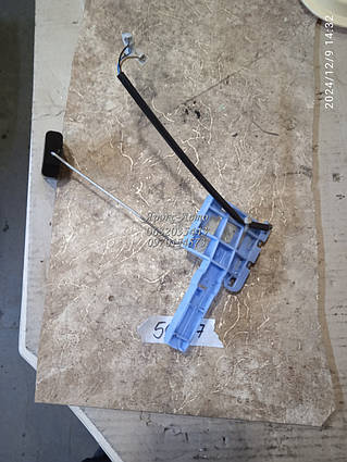 Датчик рівня палива лівий Porsche Cayenne Lift 3.0D 2013 000059657