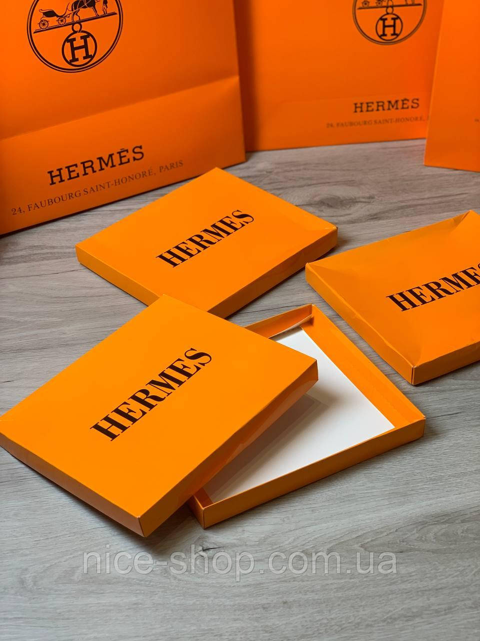 Уцінка!!! Подарункова коробка