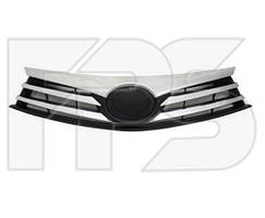 Решітка радіатора TOYOTA COROLLA 13-16 (E18 EUR)