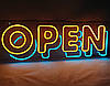 Неонова вивіска OPEN (відчинено) з кольоровими літерами 600 х 200 мм із пультом, фото 8