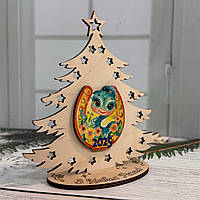 Ялинка на підставці з фанери №15 Символ року 2025