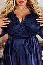 Вечірня синя коротка сукня на запах з мереживом батал, фото 2