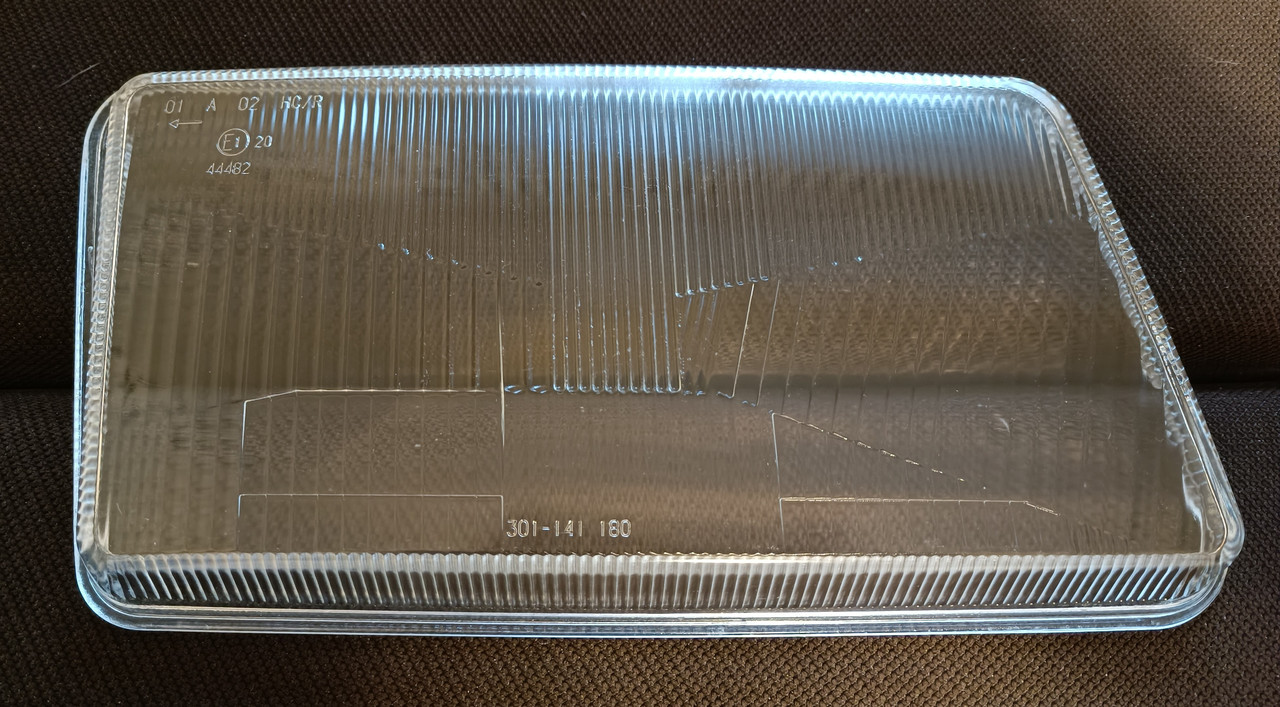 Скло фари праве Audi 80 B4 91-94, фото 1