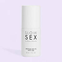 Возбуждающее масло для интимных зон для пар Bijoux Indiscrets SLOW SEX Arousal Sex Oil CBD (30 мл)