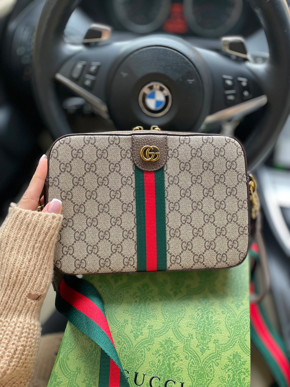 Жіноча брендова сумка Гуччі / стильна жіноча сумочка на ремені Gucci, фото 1