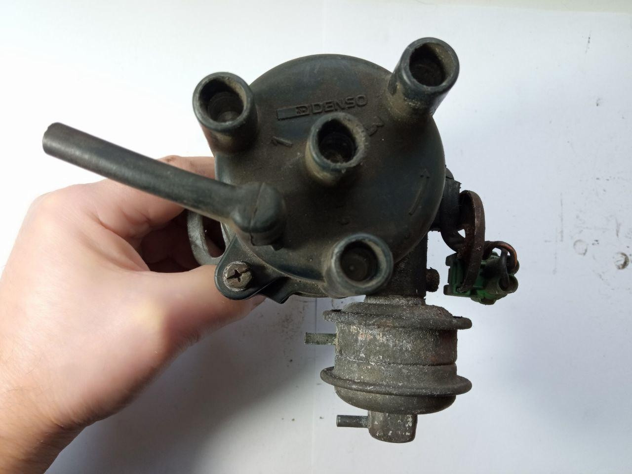 Трамблер Daihatsu Charade Denso 19100-87119 / 1910087119 / 229100-9720 19 / 229100972019