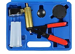 Ручний вакуумний насос  в кейсі BLACK 16259