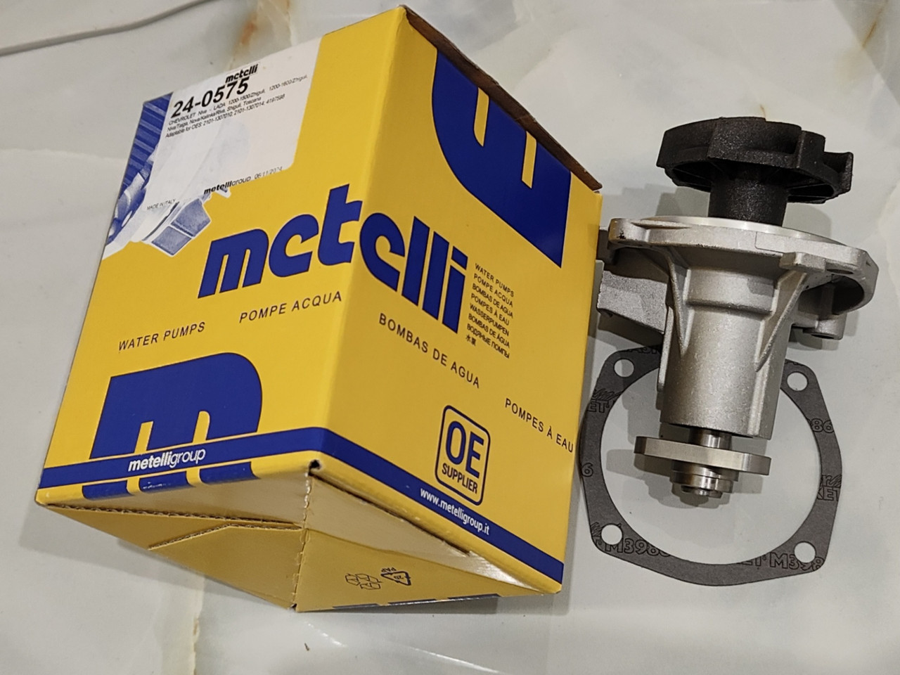 Помпа ВАЗ 2101, 2102, 2103, 2104, 2105, 2106, 21073, 21213 НИВА METELLI