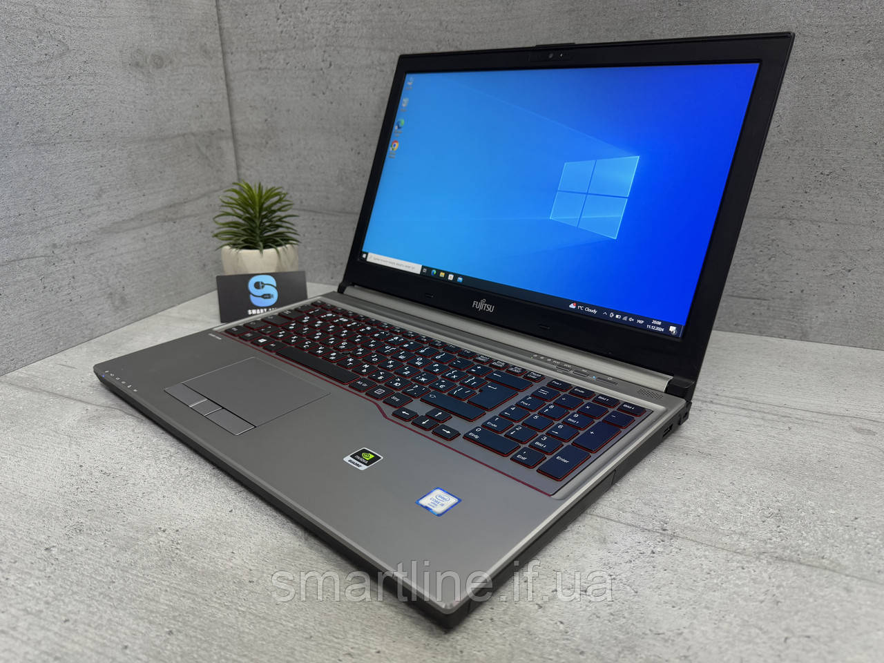 15.6" Ігровий ноутбук Fujitsu H760 32gb ddr4 Quadro i5-6440HQ 512gb ssd, фото 1