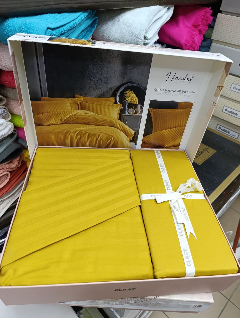 Набір постільної білизни сатин страйп 200 на 220 см Clasy гірчичний, фото 1