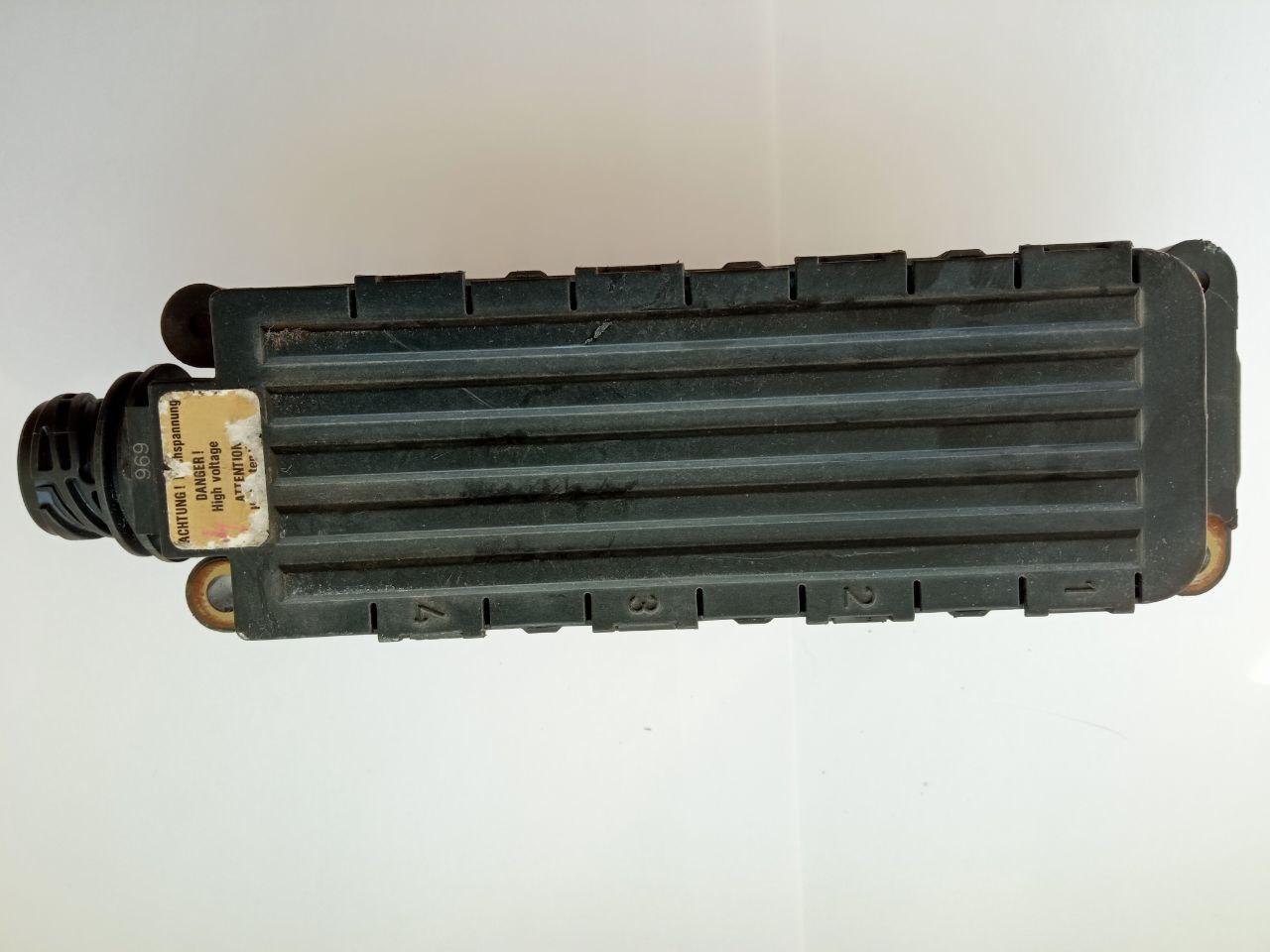 Катушка запалювання BMW E36 Bosch 0 221 503 005 / 0221503005 / 12.13-1 247 281 / 12131247281