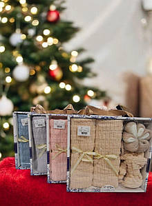 Комплект рушників у подарунковій упаковці 047дг + мочалка + пов'язка