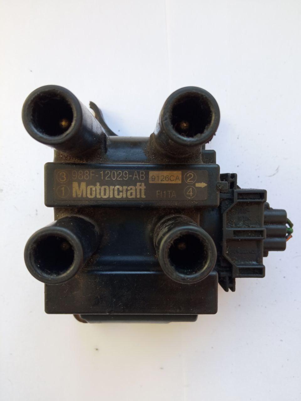 Катушка запалювання Ford Fiesta Motorcraft 988F-12029-AB / 988F12029AB / 9126CA / F/1TA