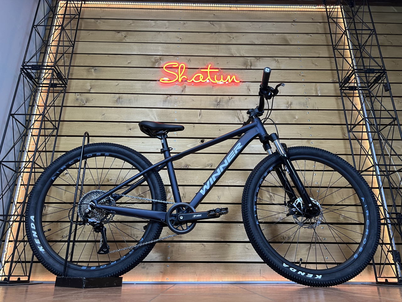 Велосипед гірський спортивний 26" WINNER SOLID - FX чорний на зріст 150-165 см
