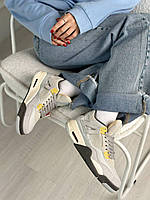 Сірі кросівки унісекс Air Jordan 4 Retro Photon Dust х Джордан 36