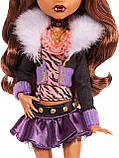 Колекційна Монстер Хай Клодін Вульф Базова Репродукція 2024 Monster High Clawdeen Wolf Reproduction HGC30, фото 6