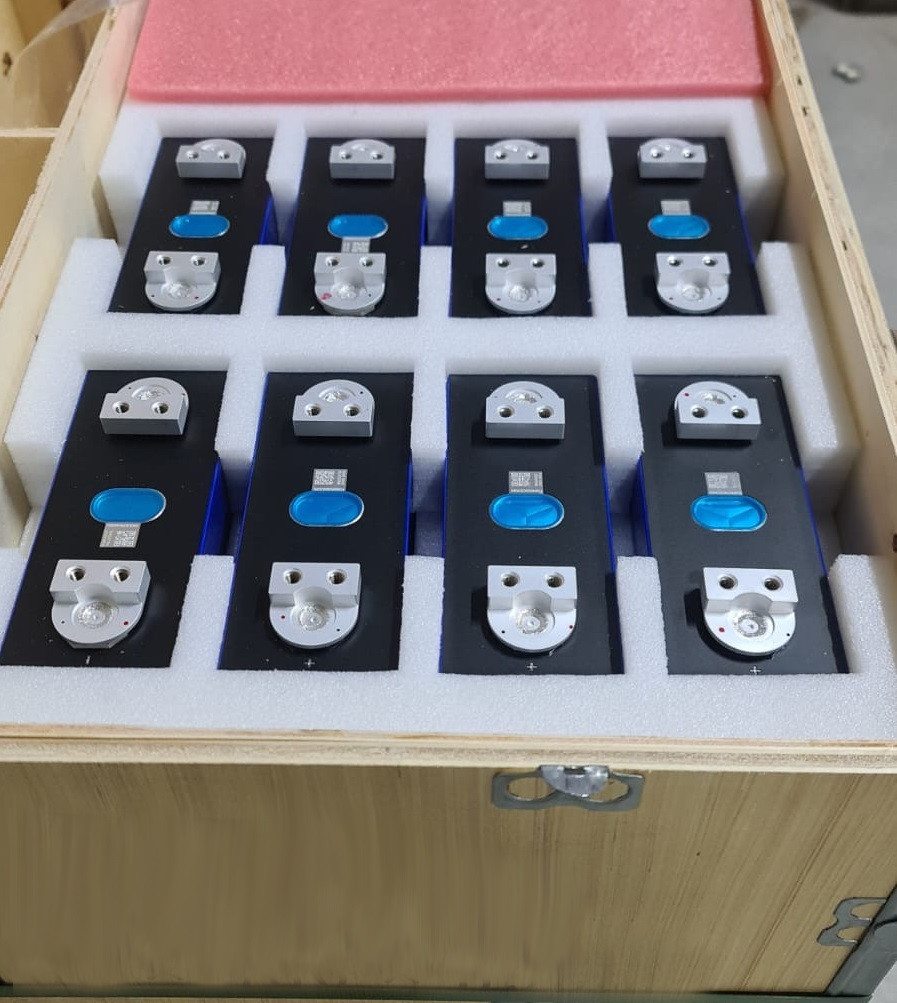 Набір LiFePO4 EVE 280AH 3.2V LF280K акумуляторів (8 шт) Grade-A