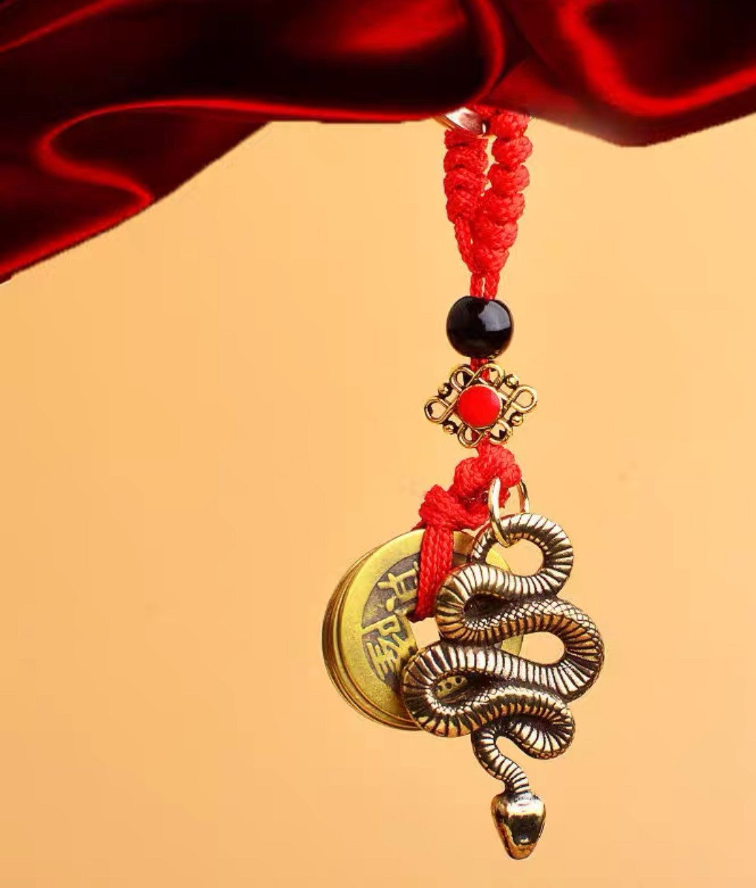 Тибетський Брелок Змія Мідна з китайськими монетами для Багатства, Здоров'я, Захисти та Ум, фото 1