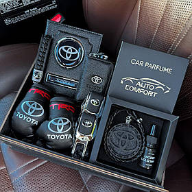 Набір з логотипом Toyota в подарунковій дерев'яній коробці з темного дерева