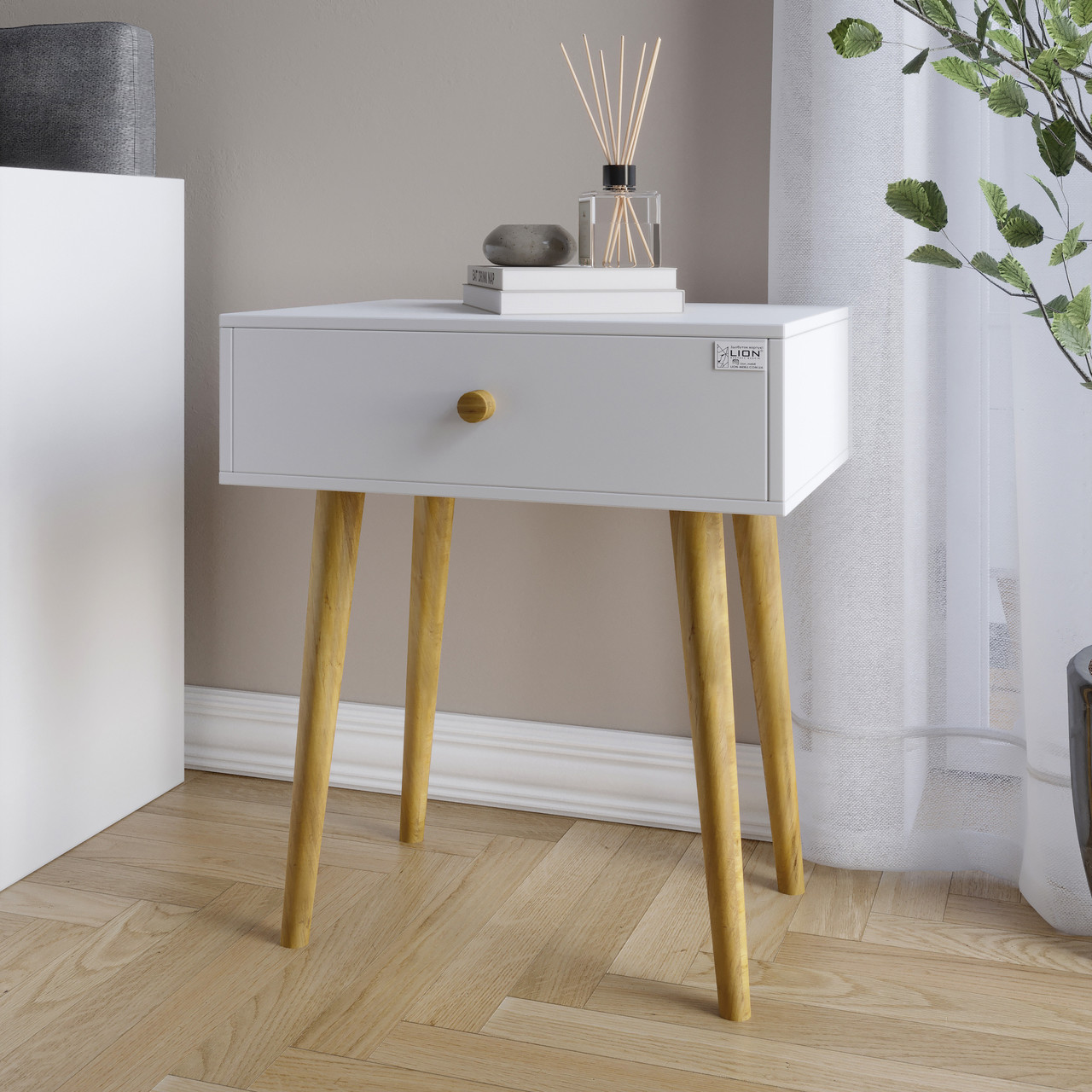 Біла маленька приліжкова тумба 45 см з шухлядою на високих дерев'яних ніжках сучасна в спальню Хюге-4, фото 1