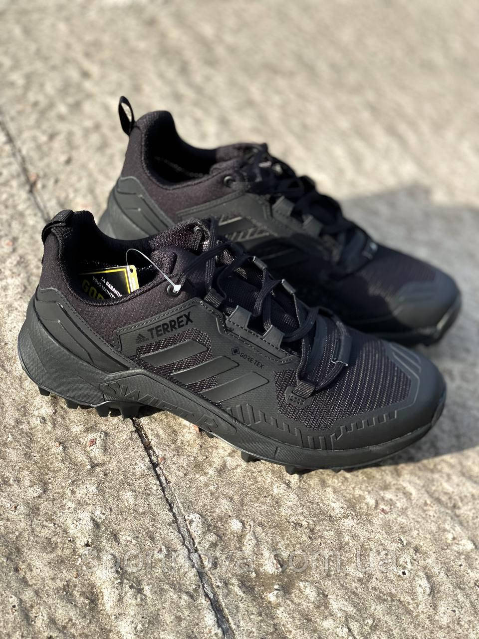 Чоловічі кросівки -термо Adidas TERREX SWIFT,45 р.