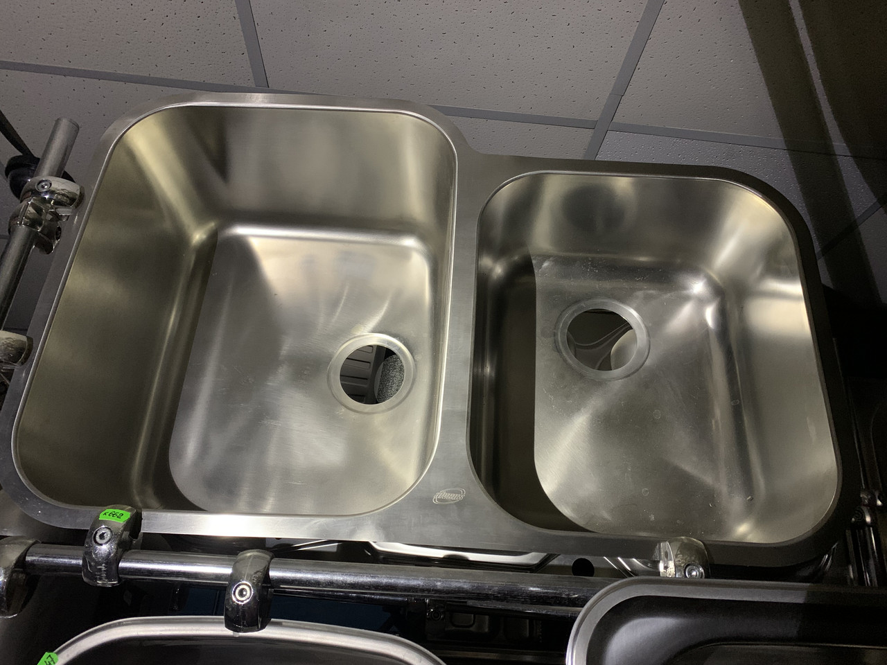 Мийка кухонна Alveus  FUTUR з нержавіючої сталі під стільницю