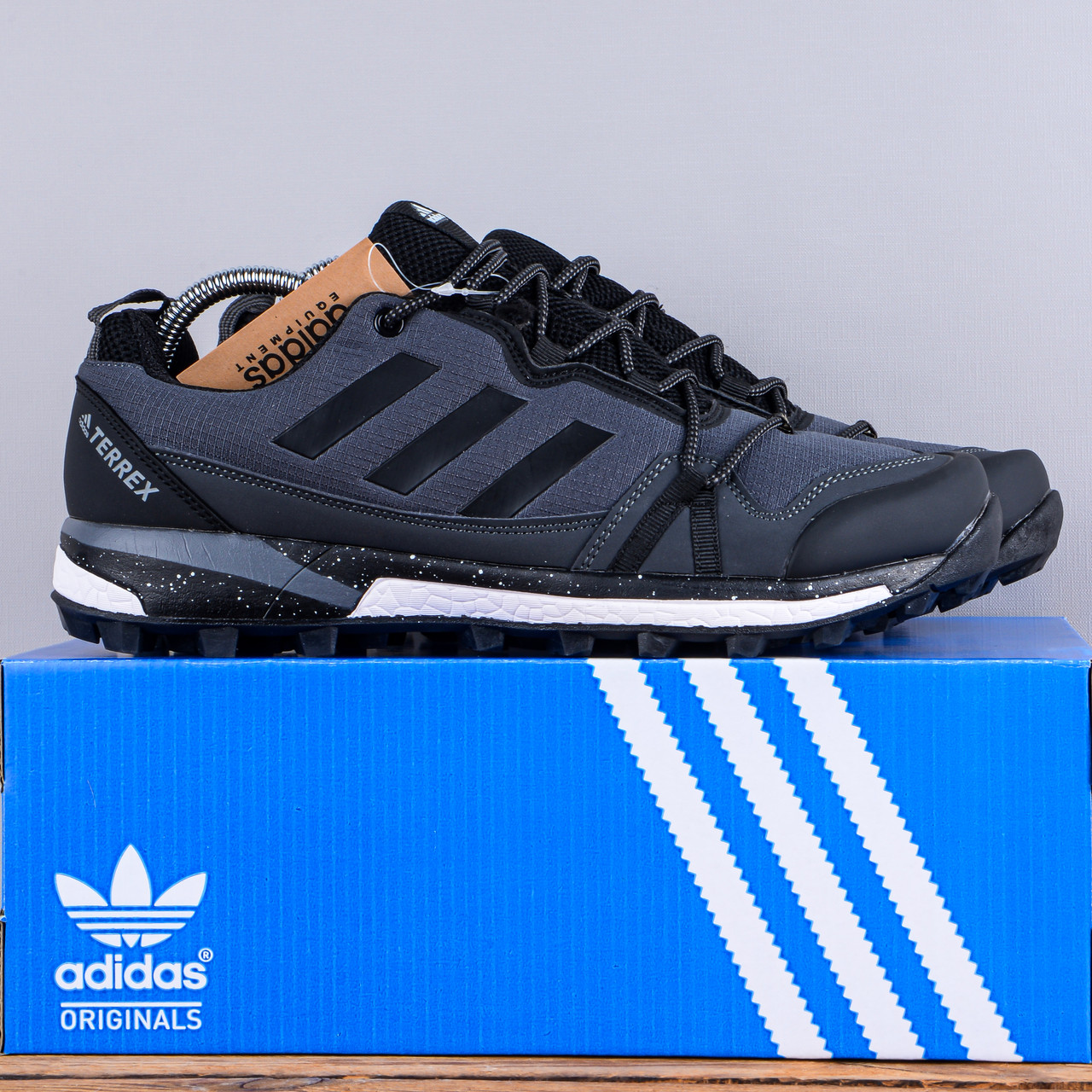 РОЗПРОДАЖ!! ТЕРМО Зимові Adidas Terrex Чоловічі Кросівки сірий колір, фото 1