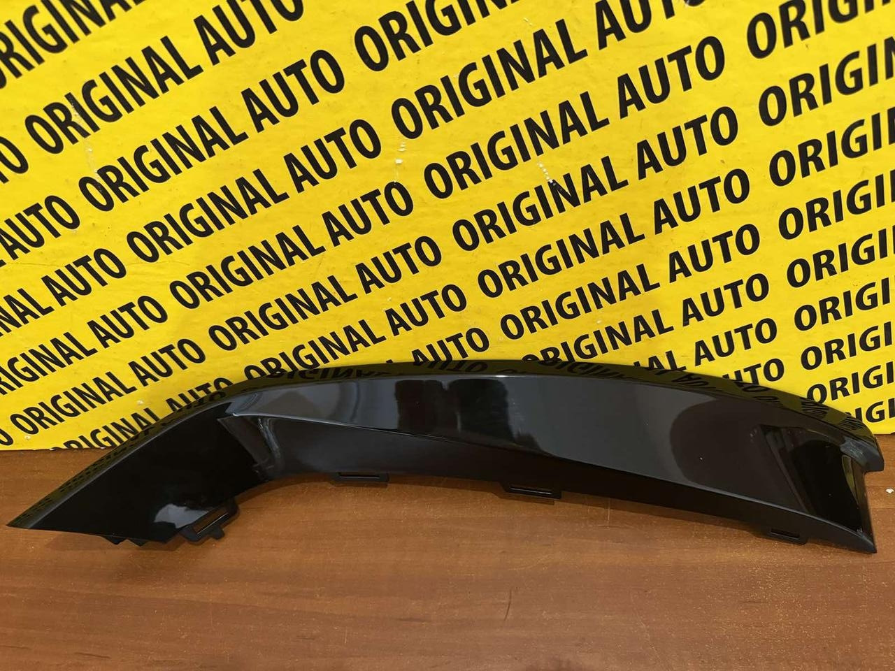 Накладка протитуманної фари ліва BMW: f34, 51117294893