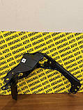 Кріплення фари праве BMW:  2 U06 U25 U25 X1 U11 U12 X2 U10, 51648737292, фото 7