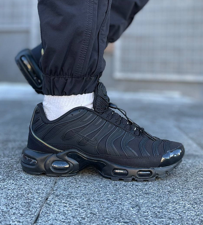 Чоловічі термо кросівки Nike Air Max Tn Plus Black чорні зимові Найк Аір Макс Плюс ТН теплі осінь зима