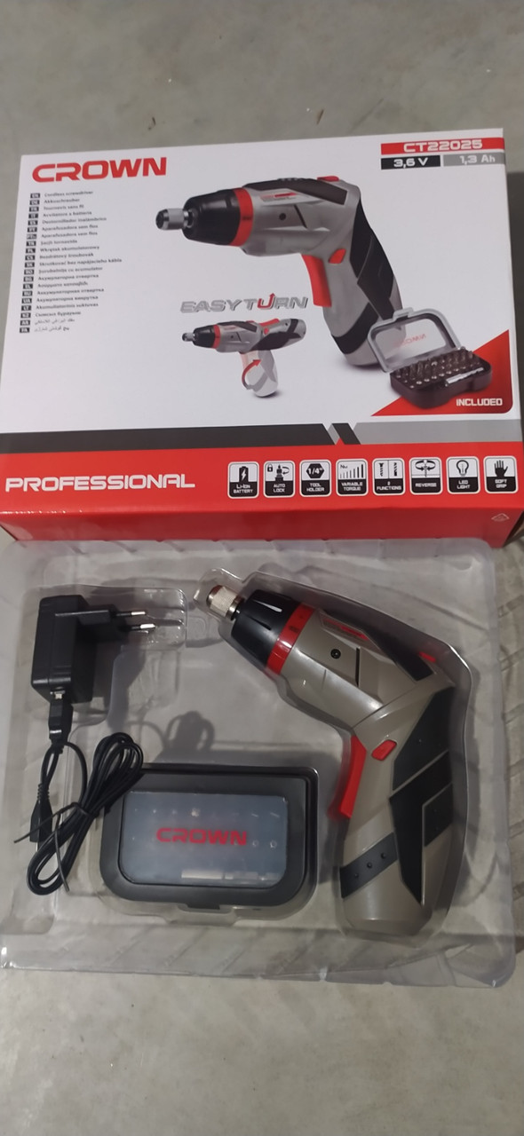 Акумуляторна викрутка CROWN CT22025